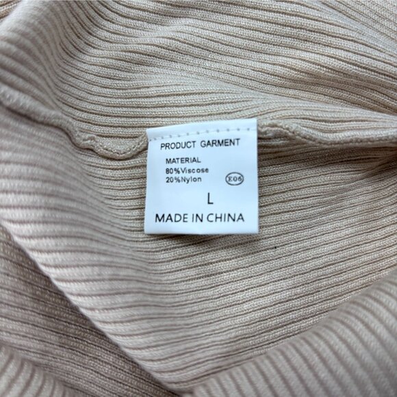 Sleeveless Ribbed Midi Dress With Cutout Waist Side Slit & Contrast Trim In Beig - Picture 4 of 11